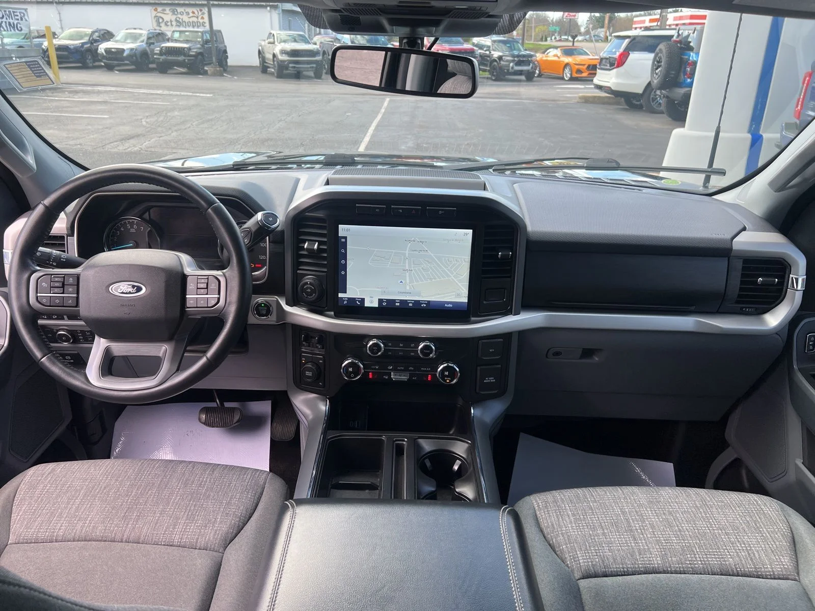 Used 2021 Agate Black Metallic Ford XLT image 39