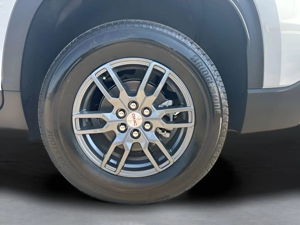 New 2026 Summit White GMC Elevation image 33