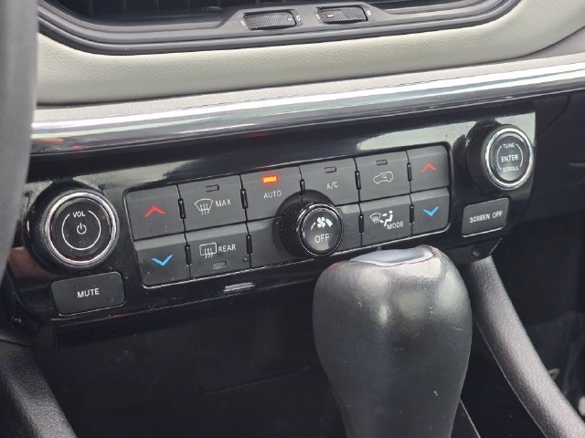 Certified Used 2023 Laser Blue Pearlcoat Jeep Limited image 30