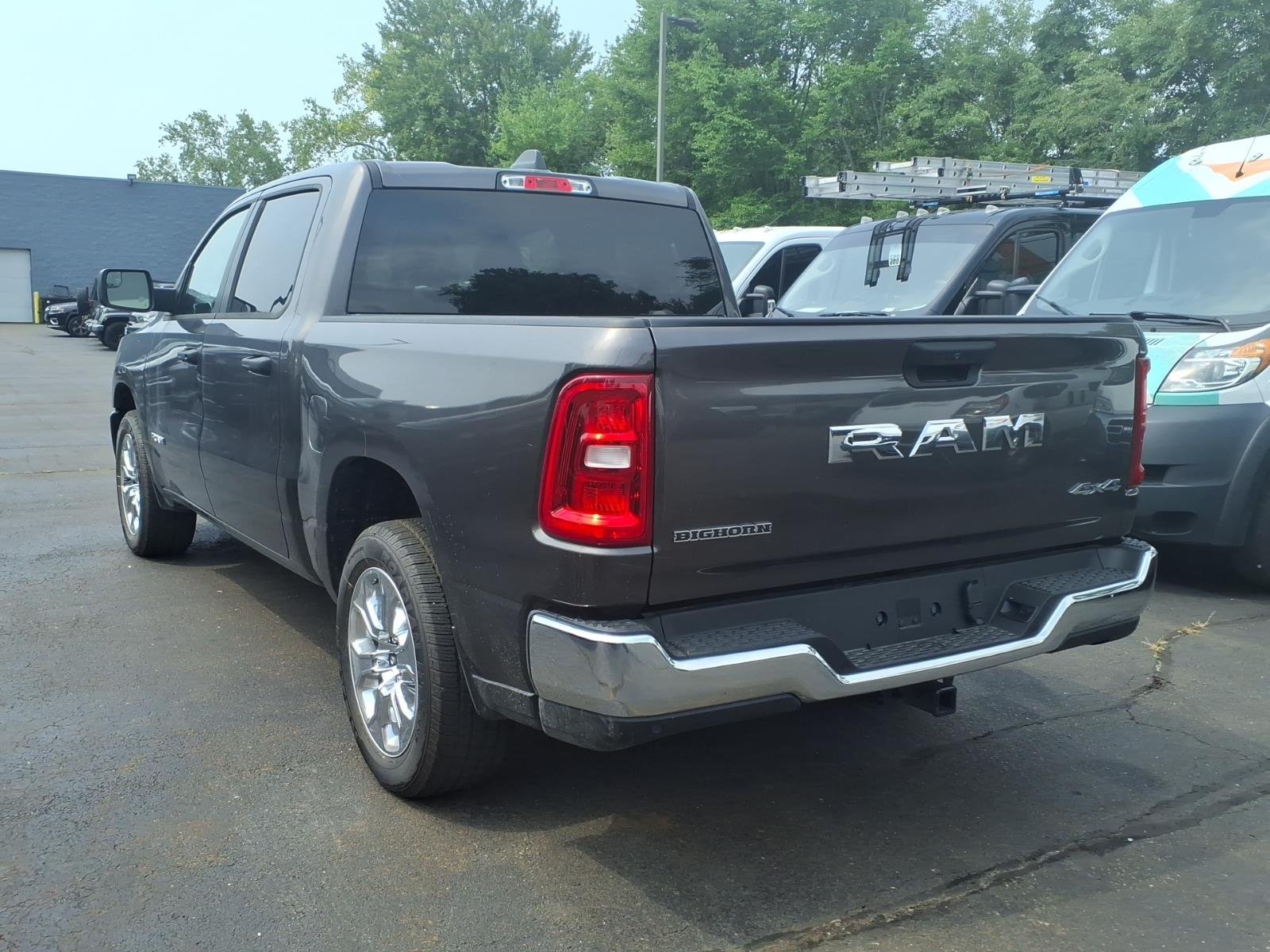 New 2026 Granite Crystal Metallic Clear-Coat Exterior Paint RAM Big Horn/Lone Star image 6