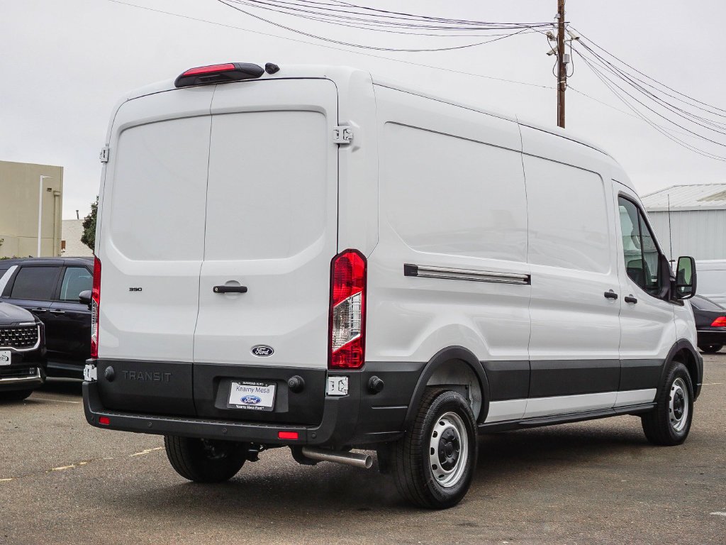 New 2027 Oxford White Ford Base image 6