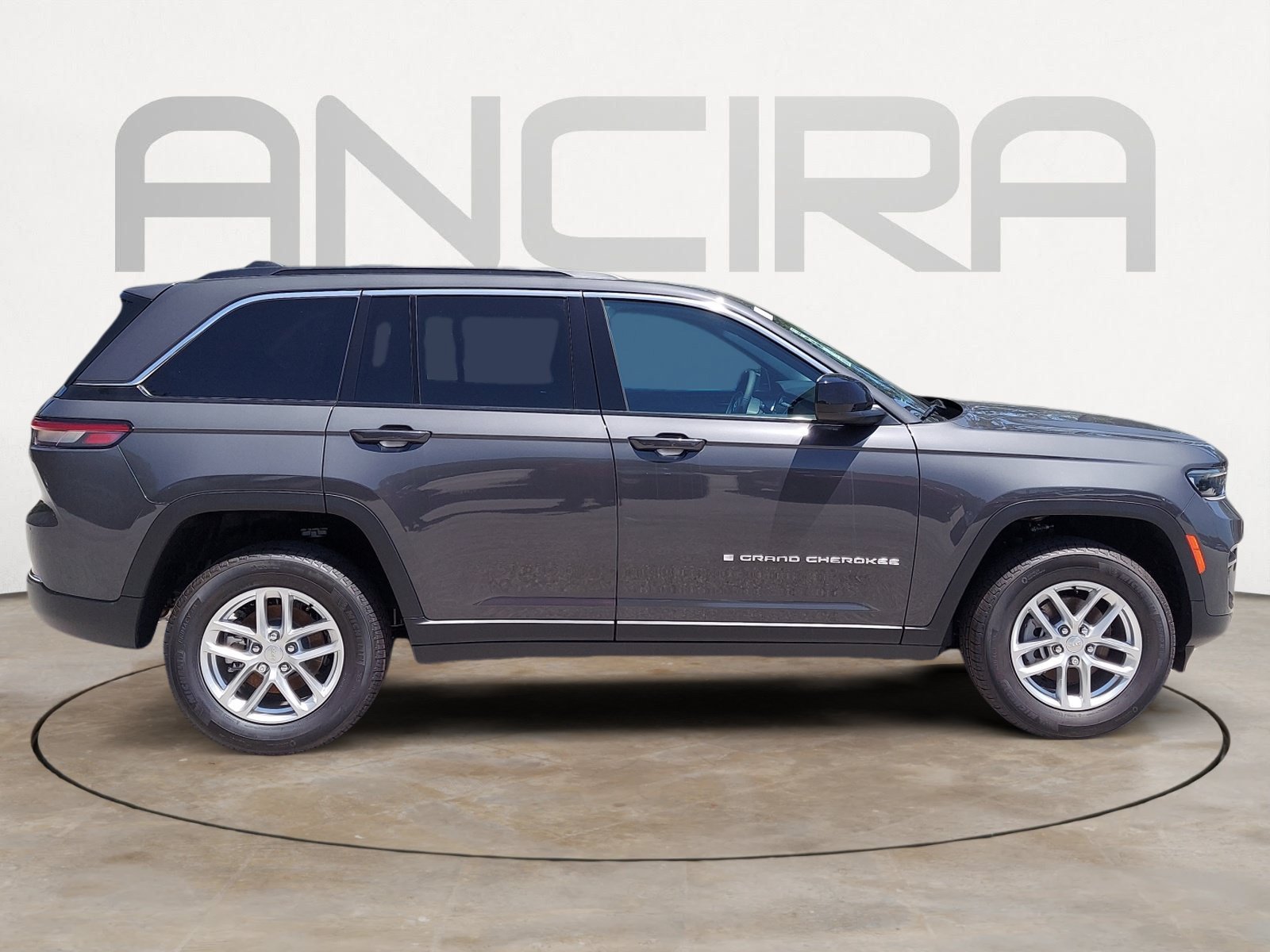 New 2026 Baltic Gray Metallic Clearcoat Jeep Laredo image 11