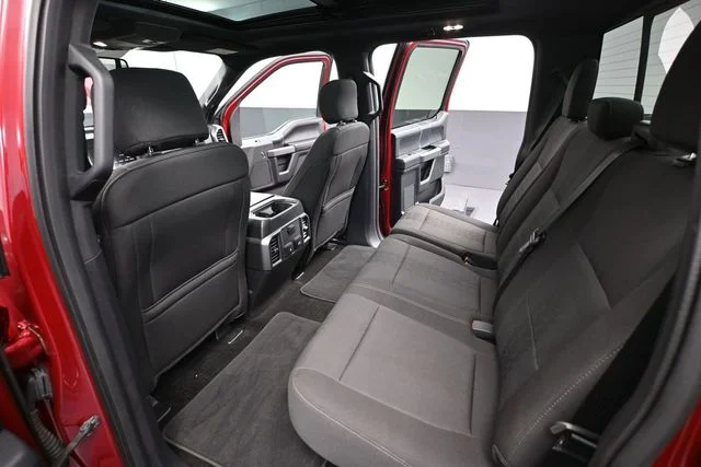 Used 2018 Red Ford XLT image 37