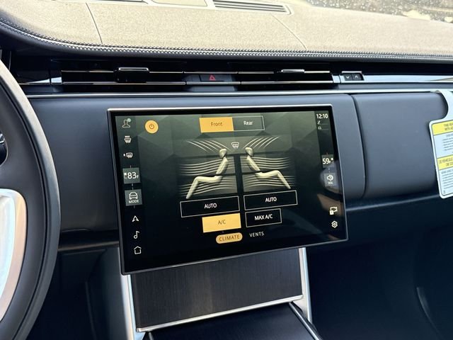 New 2026 Santorini Black Land Rover SE image 17