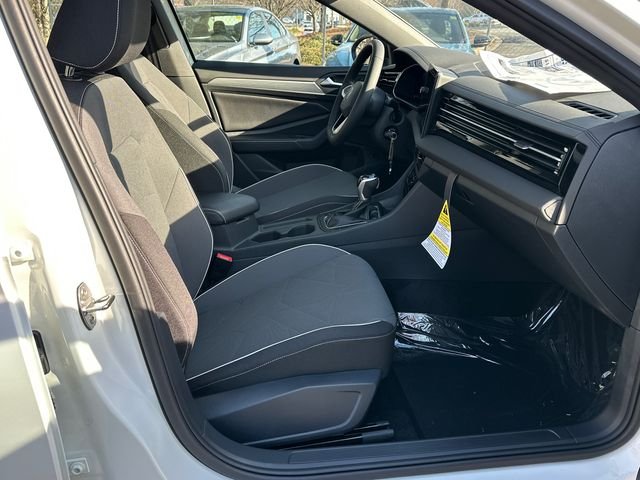 New 2026 White Volkswagen 1.5T Sport image 13