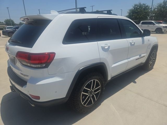 Used 2020 White Jeep Trailhawk image 3