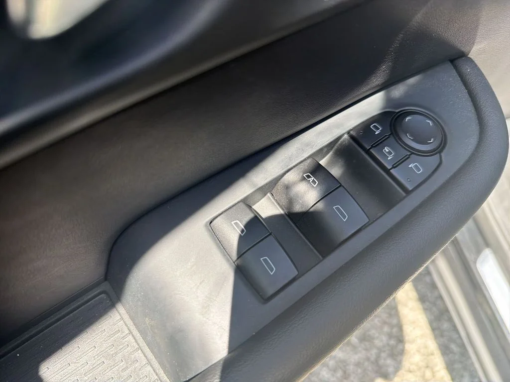 Used 2025 Black Buick Preferred image 24