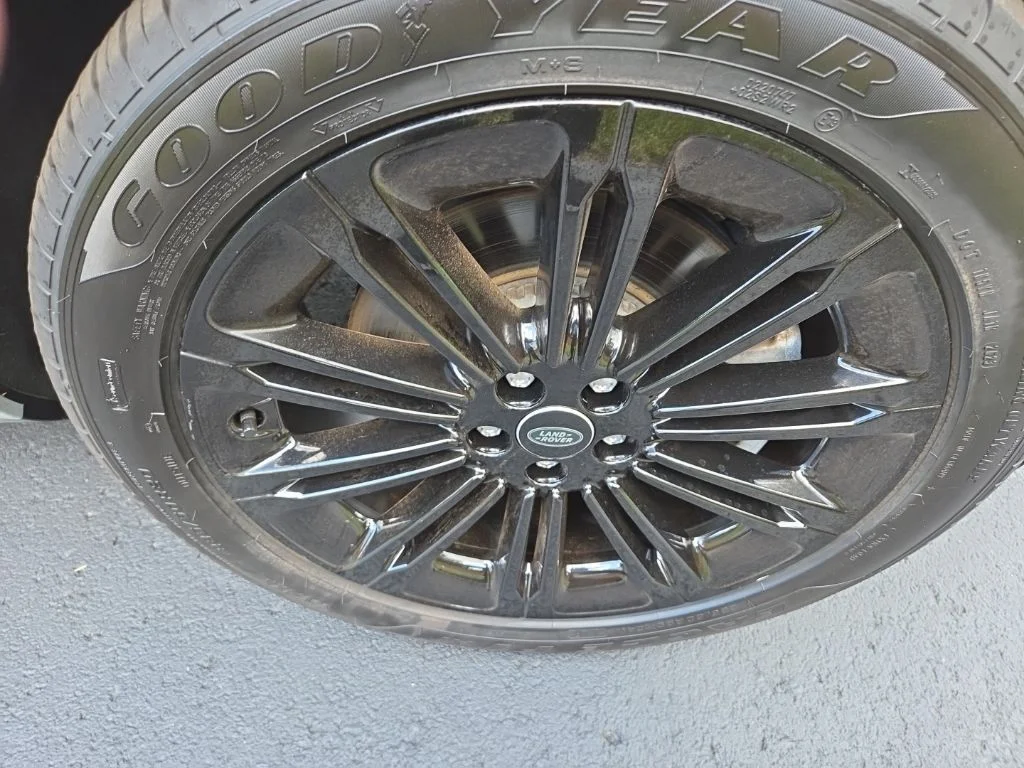 Certified Used 2024 Gray Land Rover S image 23