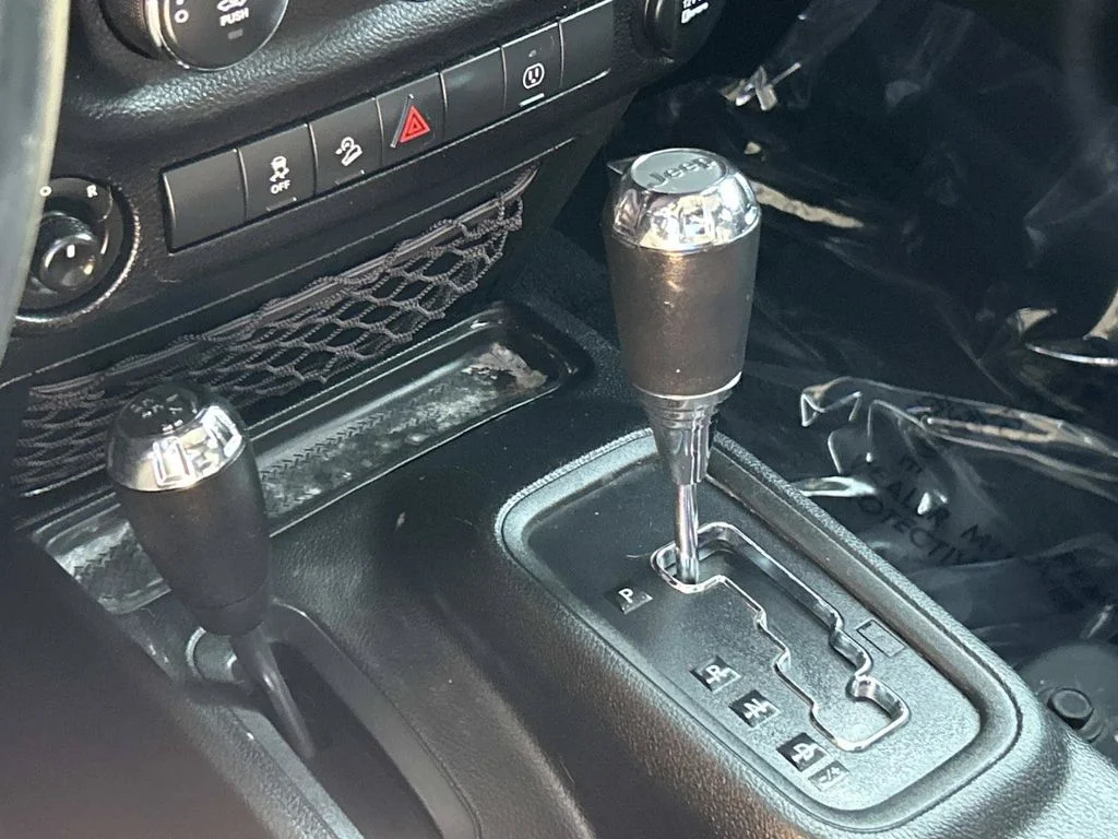 Used 2018 Black Jeep Unlimited Rubicon image 40