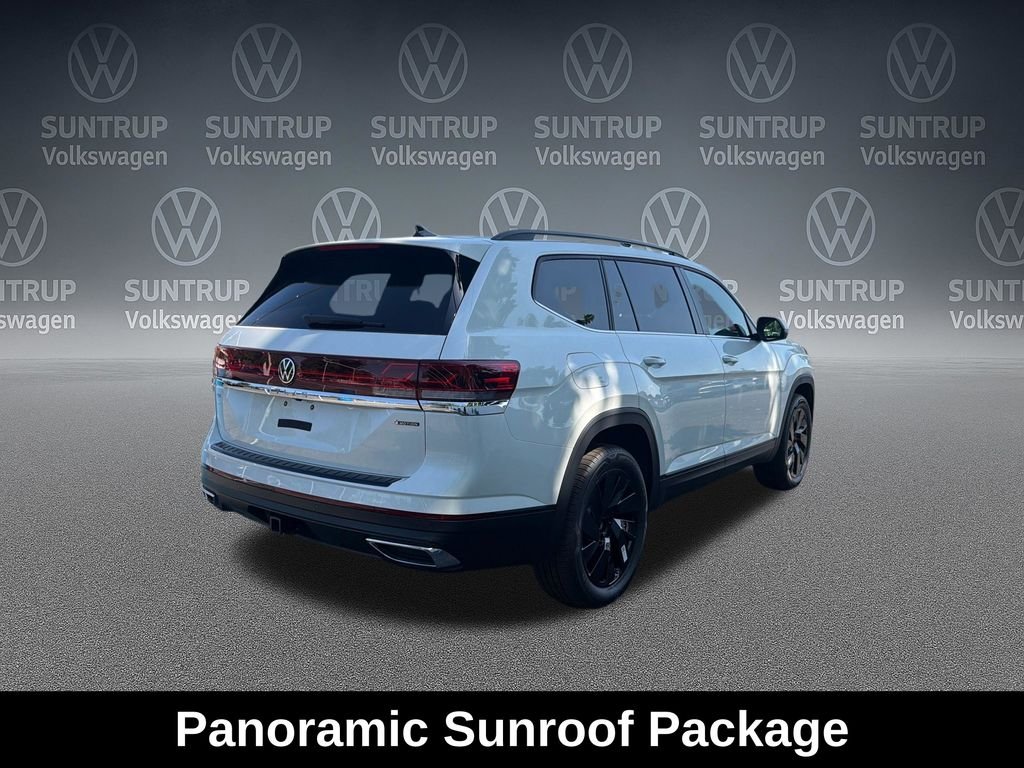 Used 2026 White/off-white Volkswagen SE w/Technology image 5