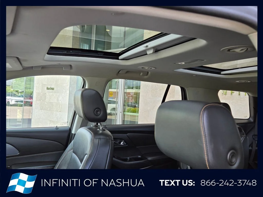 Used 2019 Black Chevrolet Premier image 7
