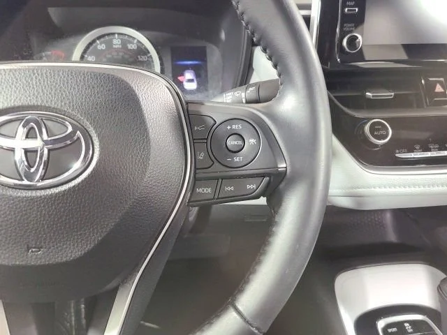 Used 2020 Black Sand Pearl Toyota SE image 25