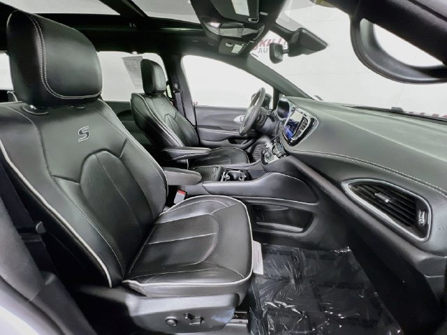 2025 Chrysler Pacifica Limited - Photo 42