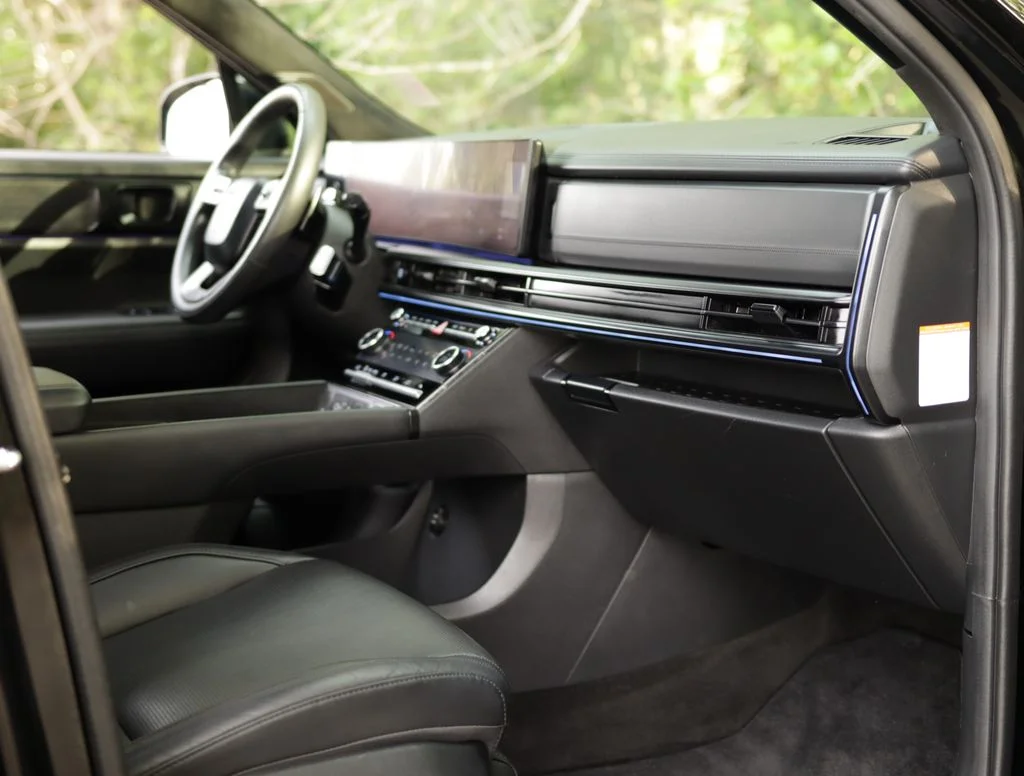 Used 2024 Black Hyundai Calligraphy image 42