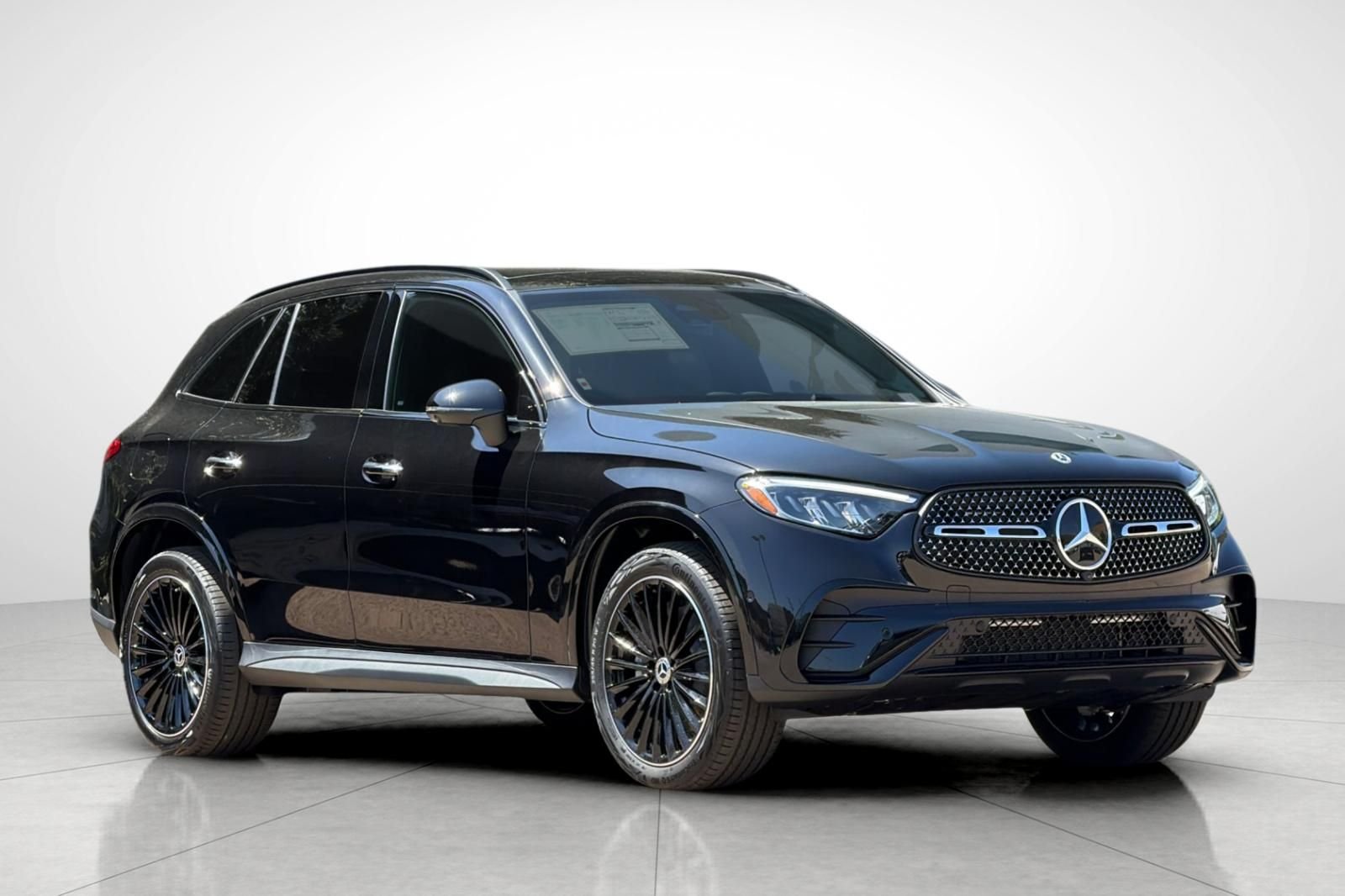 New 2026 Obsidian Black Metallic Mercedes-Benz GLC 300 image 33