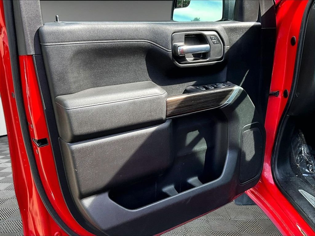 Used 2020 Red Chevrolet RST image 10