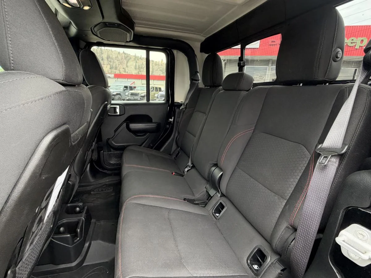 Used 2020 Black Jeep Rubicon image 15