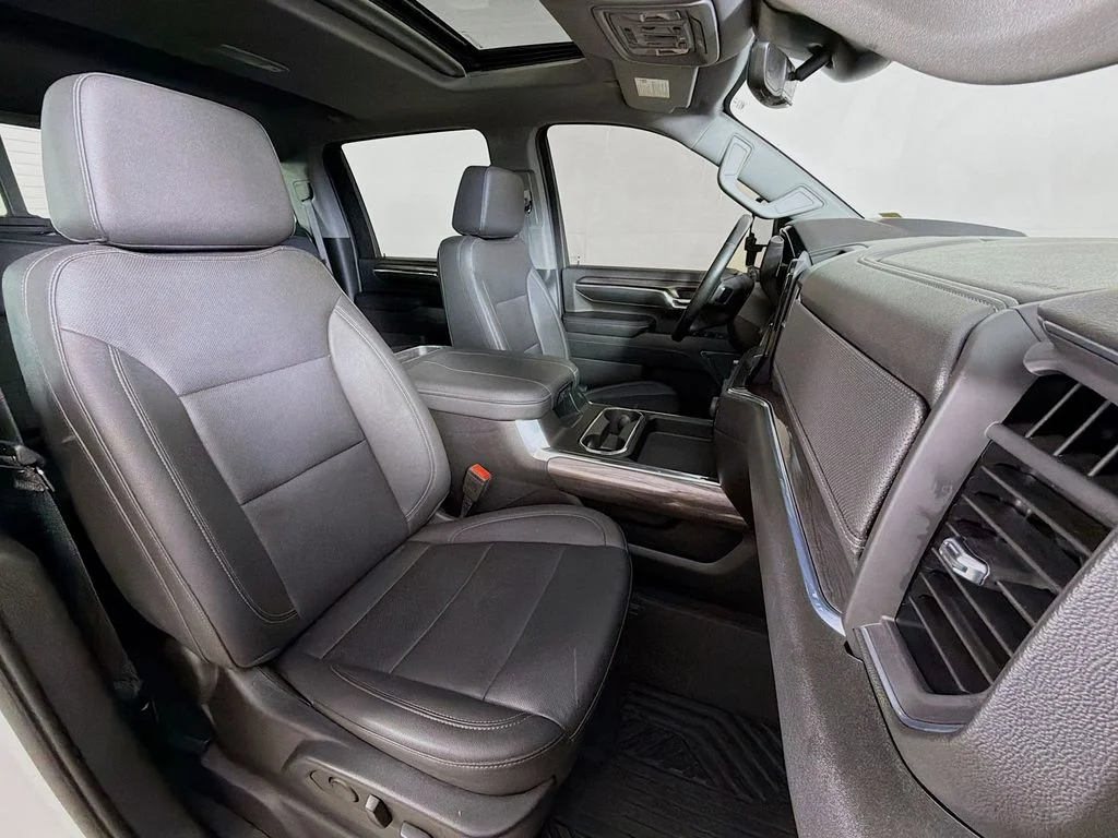 2024 Chevrolet Silverado 3500HD LTZ - Photo 26