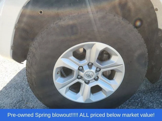 Used 2021 White Toyota SR5 Premium image 10