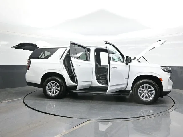 Used 2024 White Chevrolet LS image 8