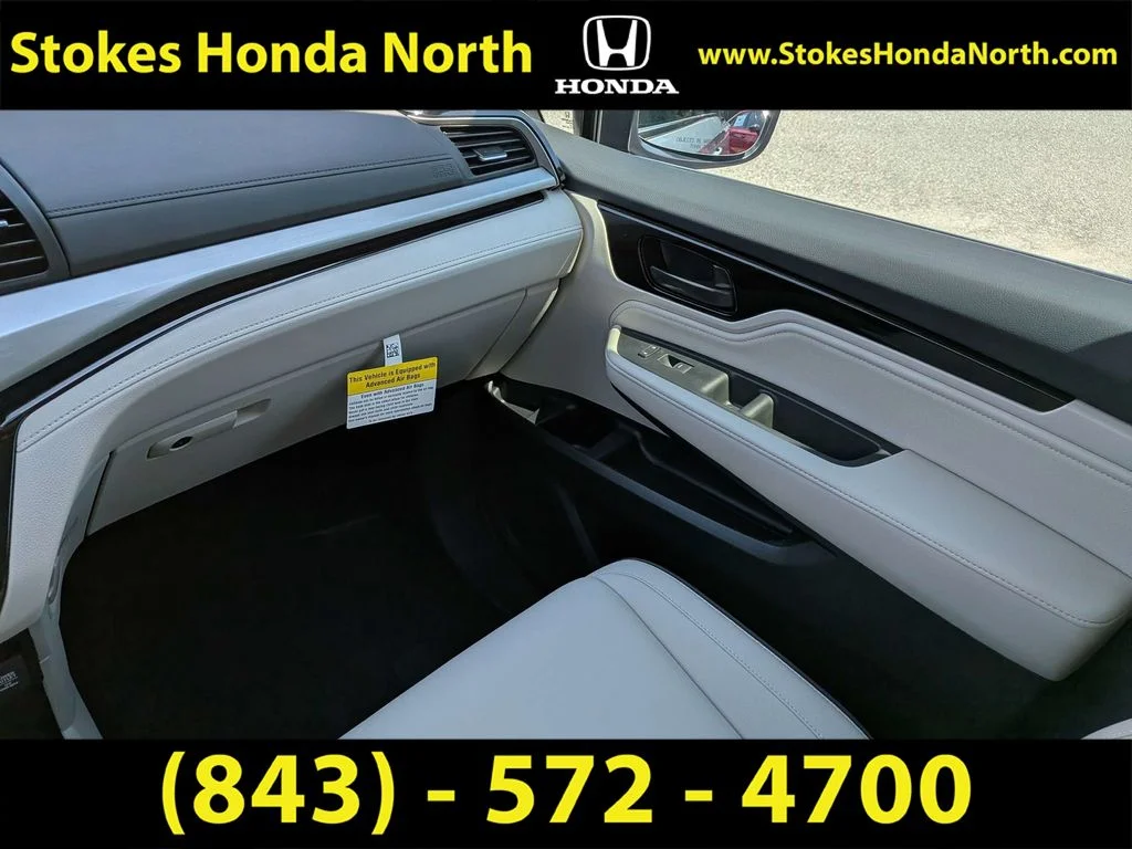 Used 2026 Silver Honda EX-L image 22