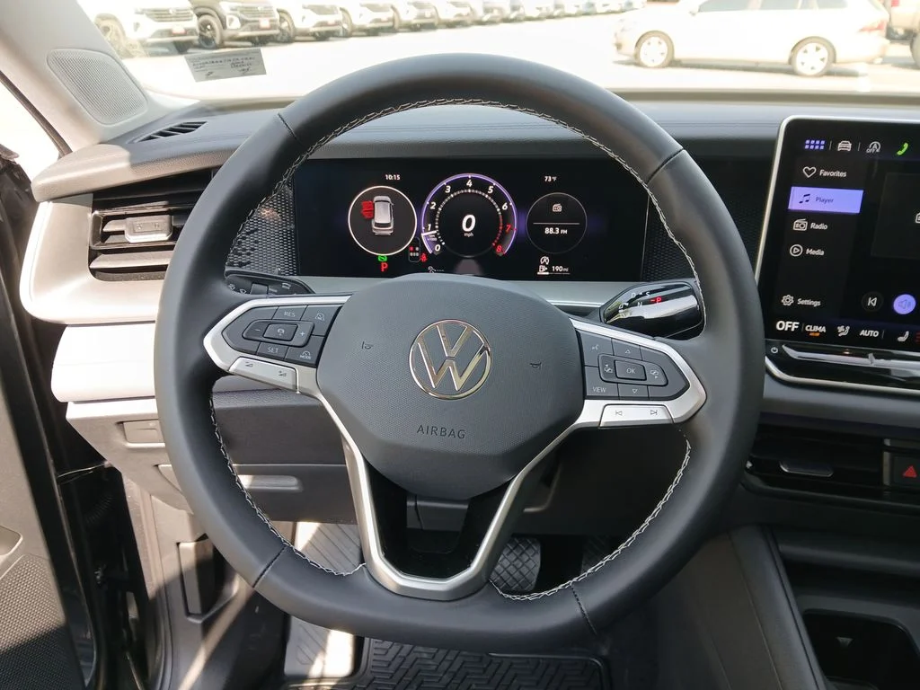 New 2026 Silver Volkswagen 2.0T SE image 14