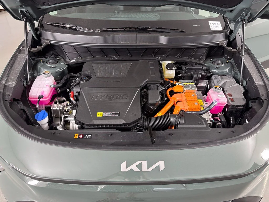 New 2027 Cityscape Green Kia LX image 40