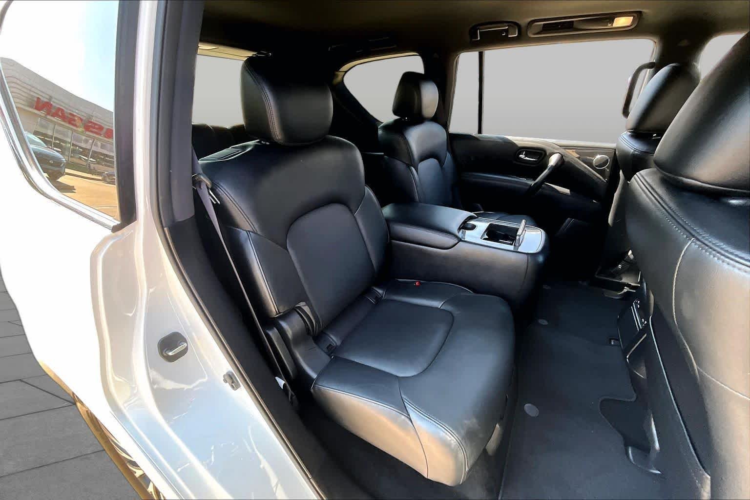 Used 2023 Aspen White Tricoat Nissan SL image 20