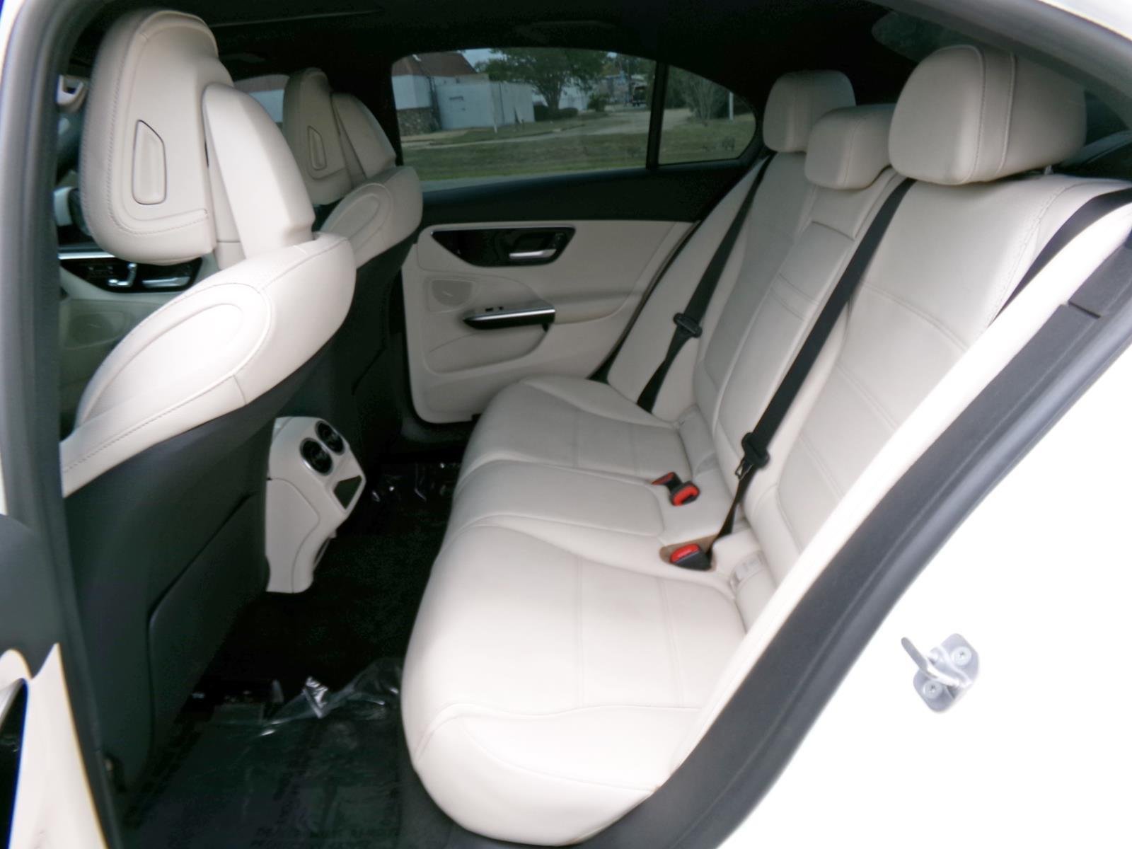 2024 Mercedes-Benz C-Class Sedan C 300 - Photo 13