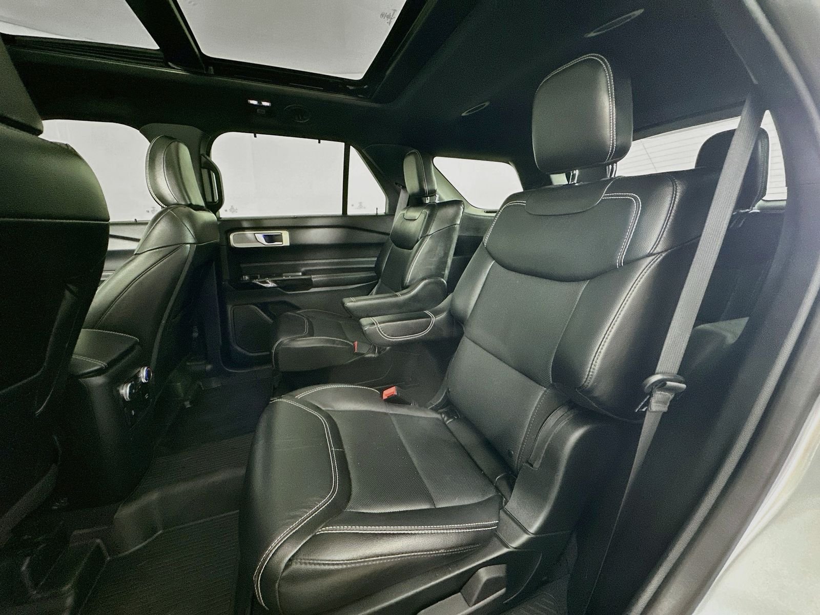 Used 2022 Silver Metallic Ford ST image 27