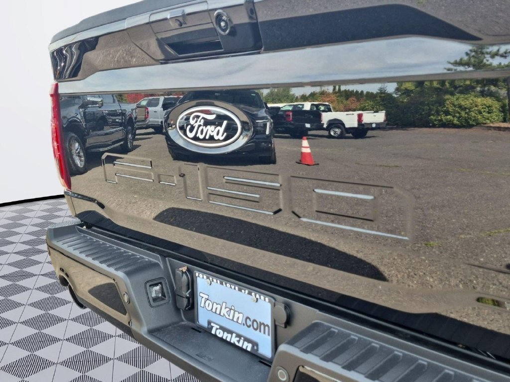 New 2026 Agate Black Metallic Ford XLT image 54