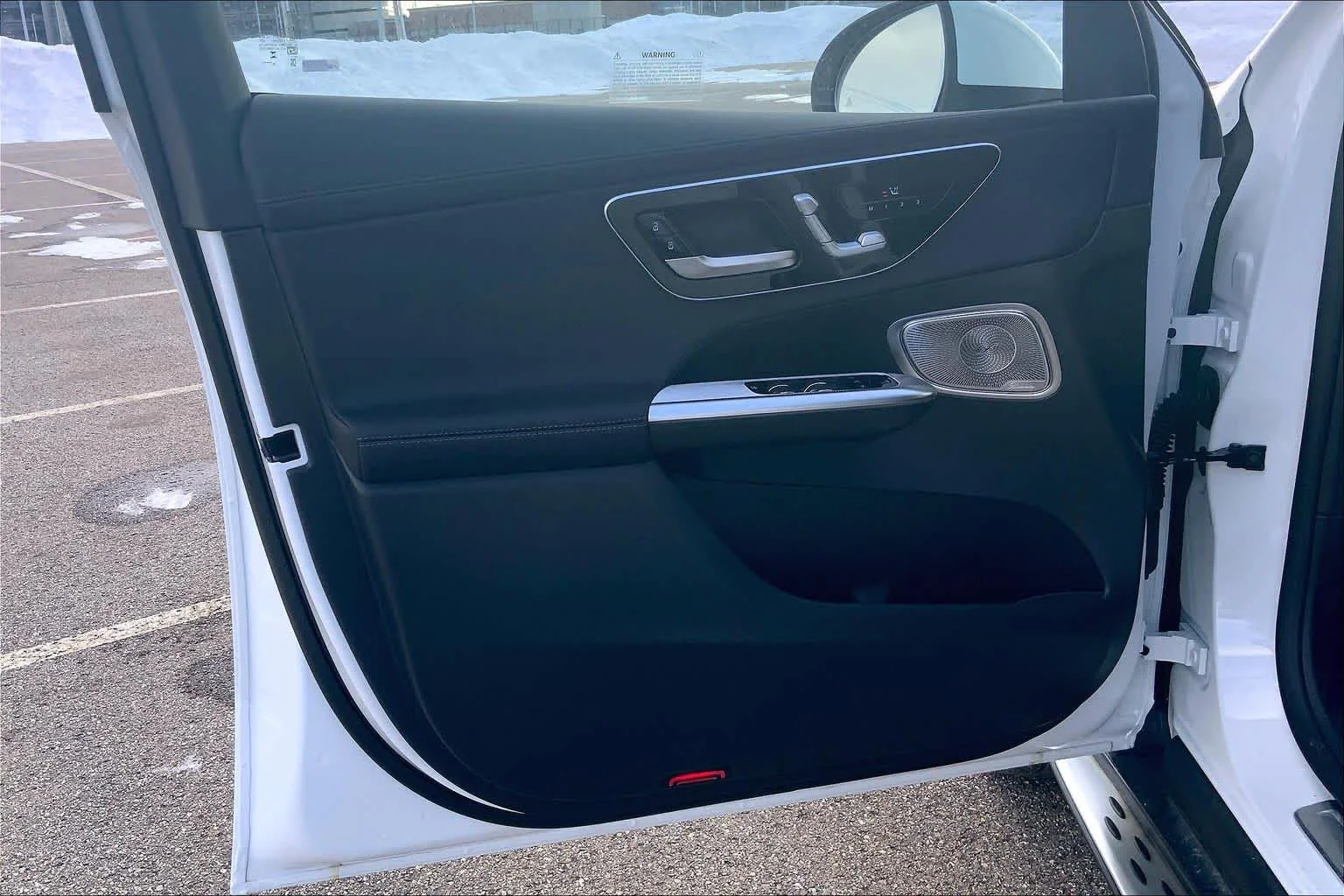 New 2026 Polar White Mercedes-Benz GLC 300 image 12