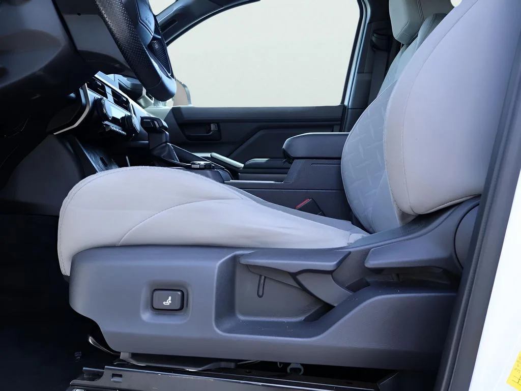 2024 Toyota Tacoma SR5 - Photo 37