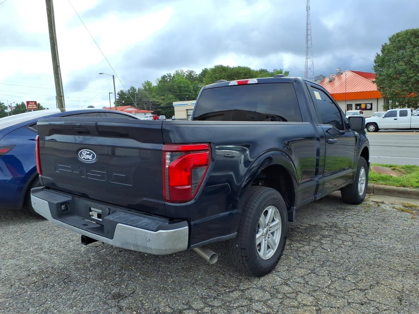 Used 2025 Antimatter Blue Metallic Ford XL image 6