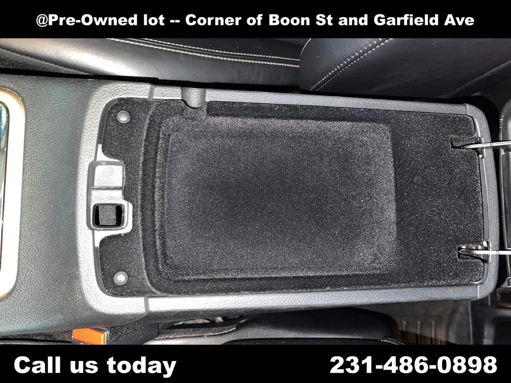 Used 2017 White Jeep Limited image 26