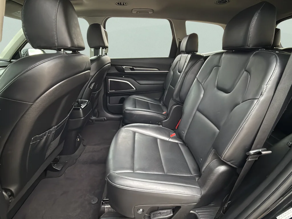 Used 2023 Ebony Black Kia S image 16