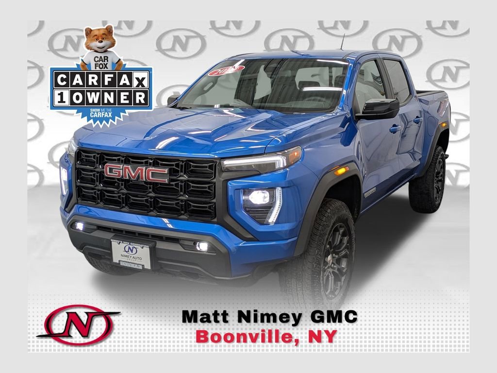 2023 GMC Canyon Elevation 4WD Crew Cab Short Box's photo