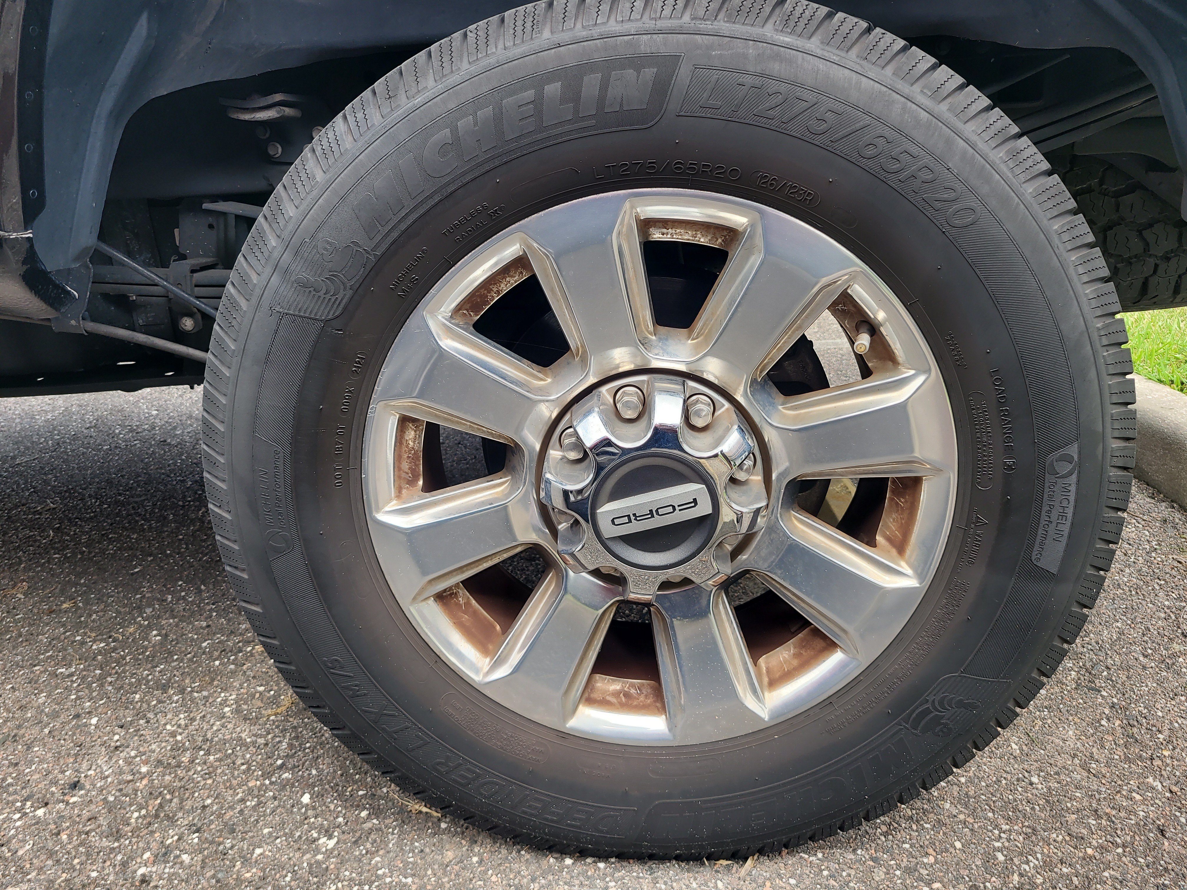 Used 2017 Shadow Black Ford Platinum image 7