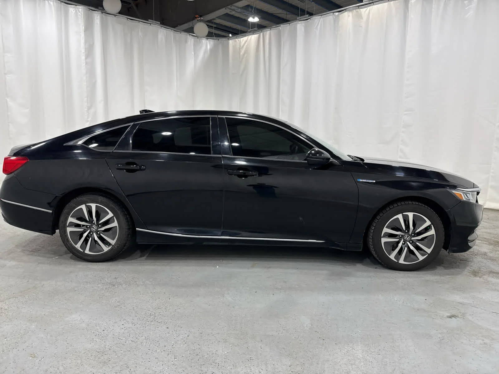 Used 2018 Black Honda EX-L image 6