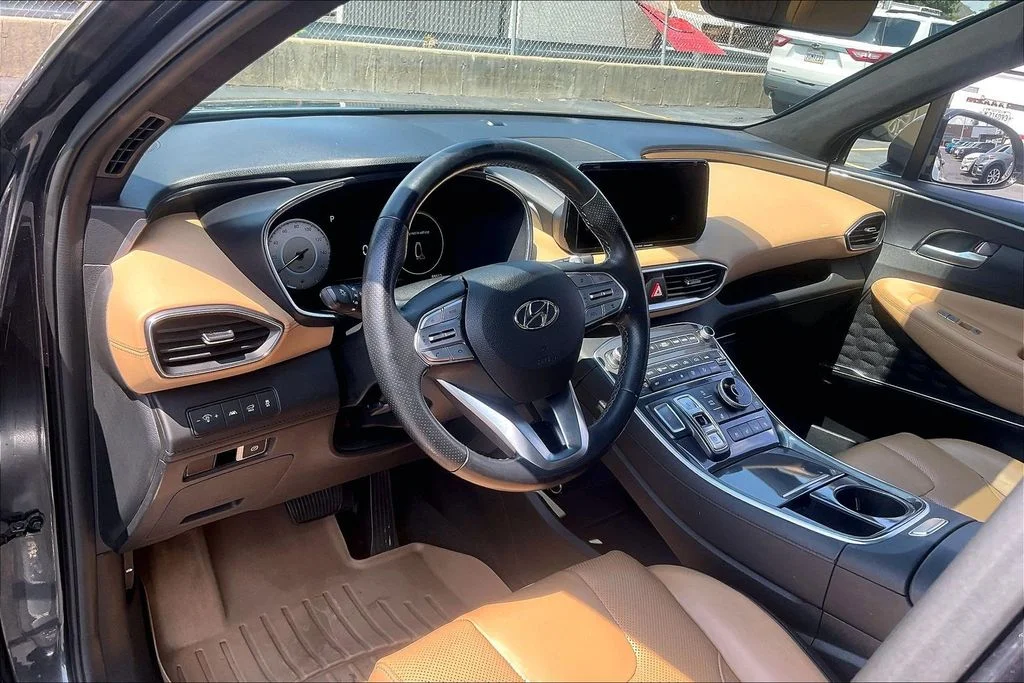 Used 2022 Gray Hyundai Calligraphy image 13