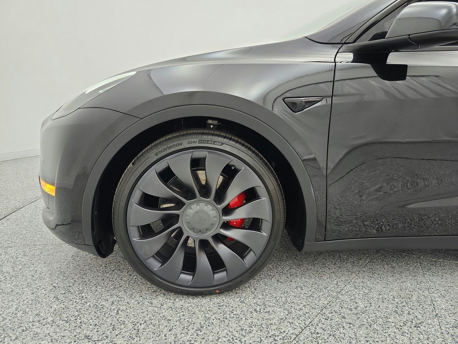 Used 2022 Solid Black Tesla Performance AWD image 17