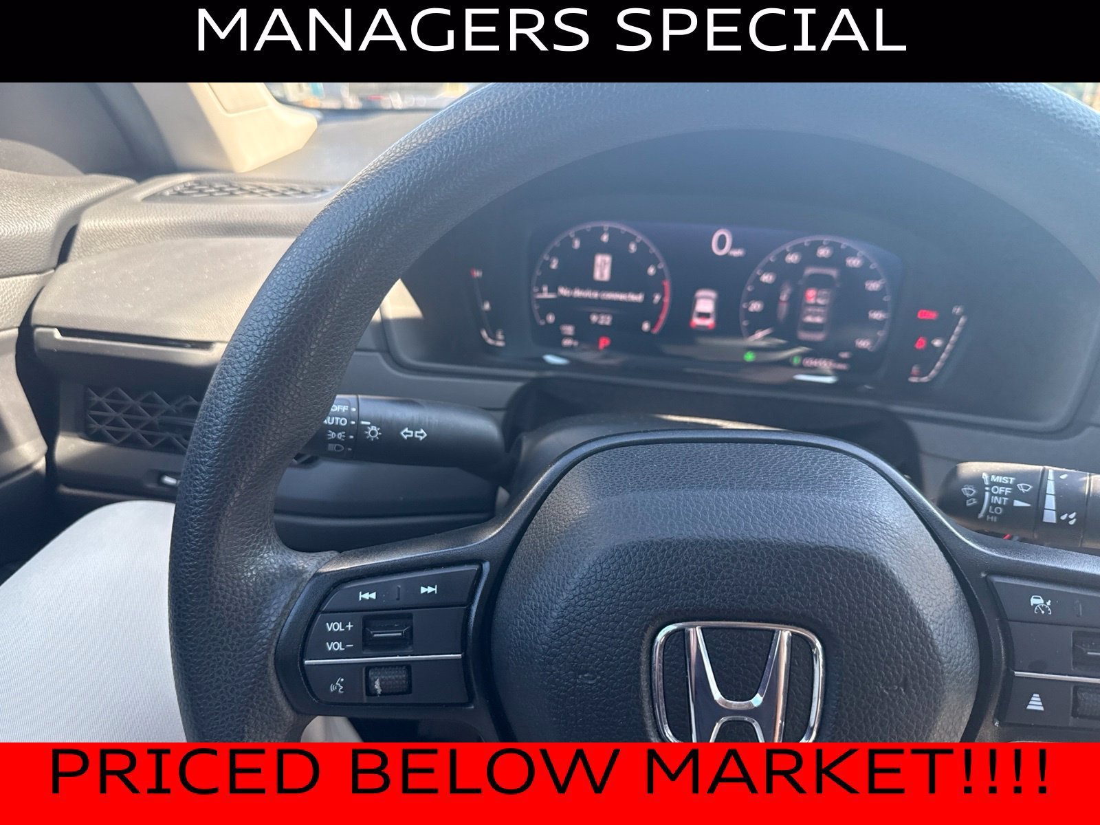 Certified Used 2025 Solar Silver Metallic Honda LX image 57