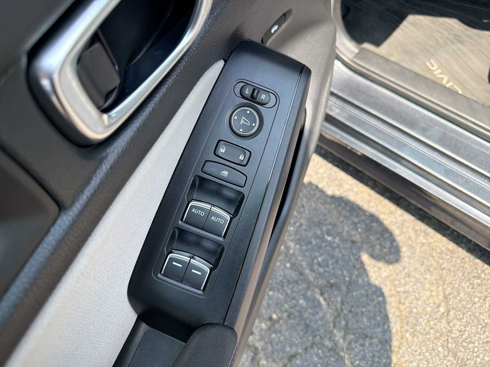 2024 Honda Civic LX - Photo 22