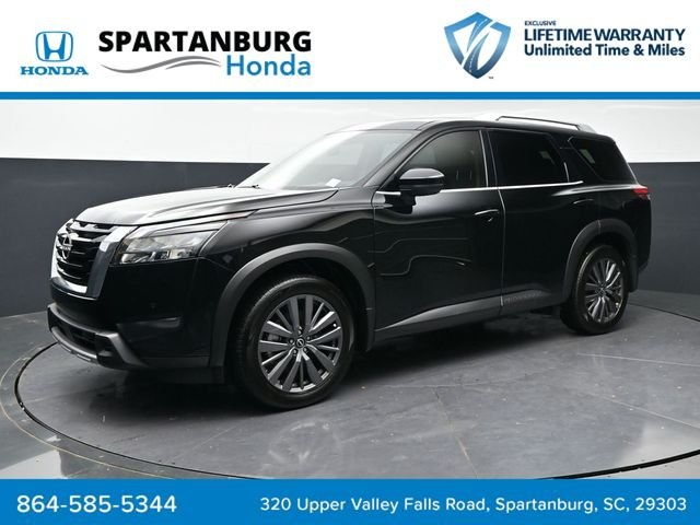 2025 Nissan Pathfinder SL