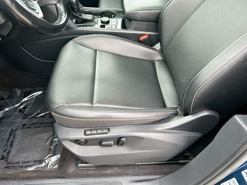 Used 2020 Blue Metallic Volkswagen 3.6L V6 SEL image 19