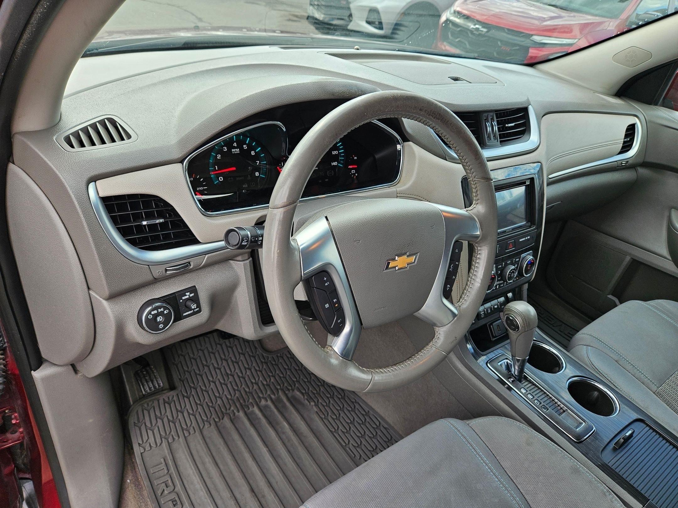 Used 2015 Siren Red Tintcoat Chevrolet LT image 14