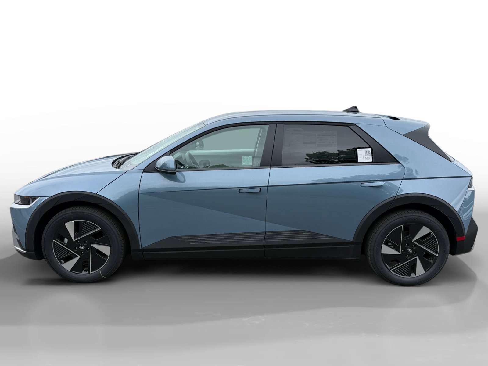 New 2026 Lucid Blue Hyundai SE image 2