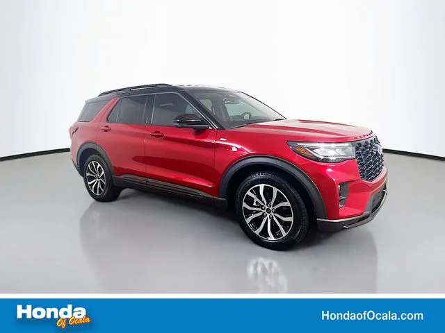 2025 Ford Explorer ST-Line