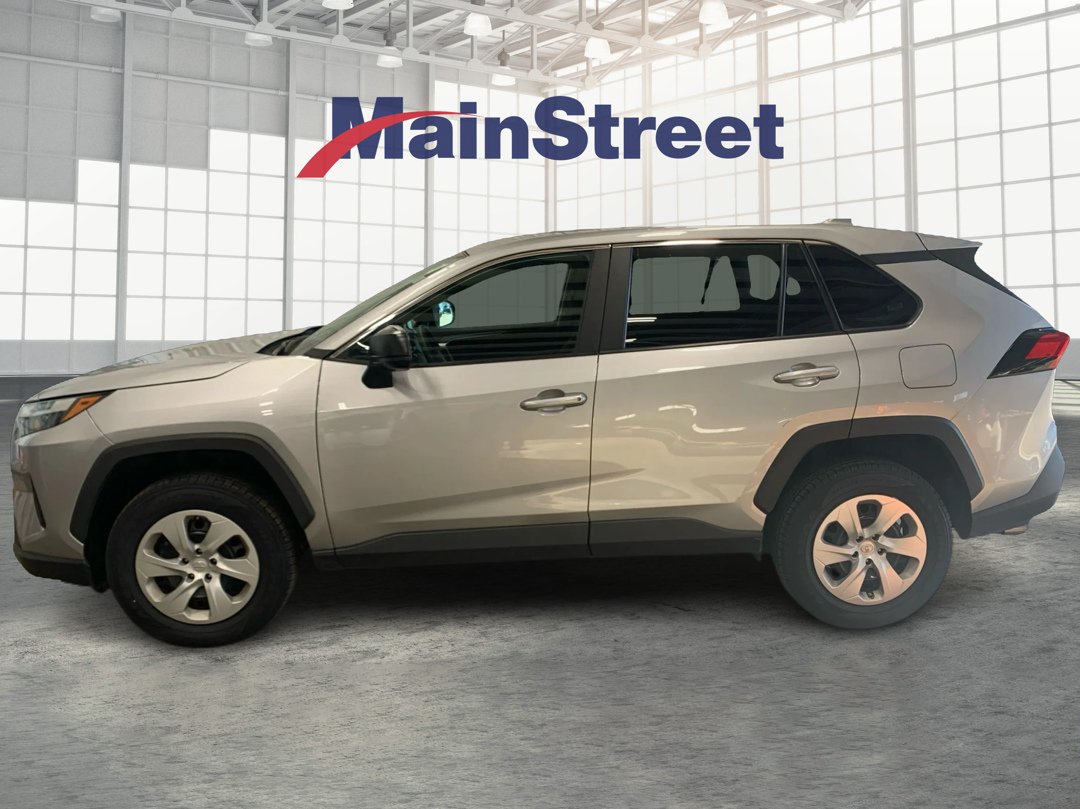 Used 2024 Toyota RAV4 LE with VIN 2T3F1RFV2RC417886 for sale in Kansas City