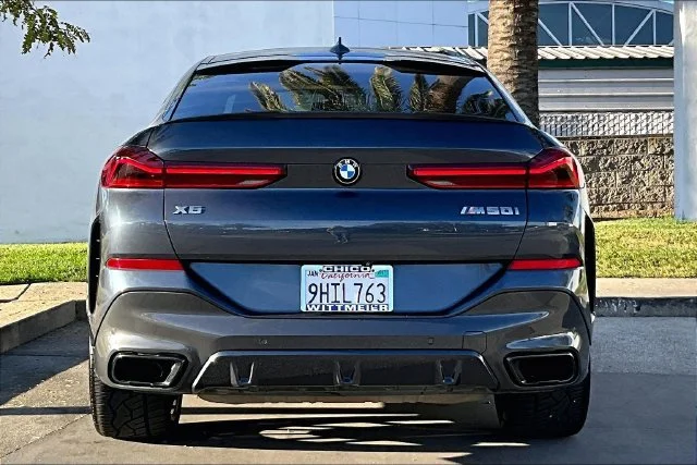 Used 2020 Gray Metallic BMW M50i image 4
